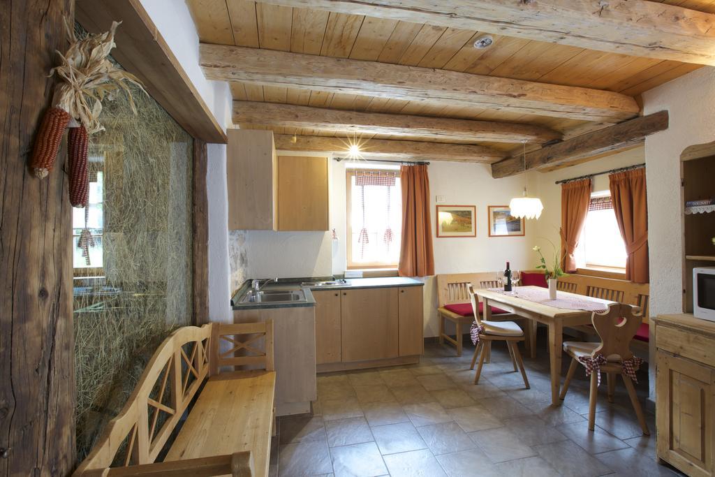 Maso Franceschella Bed and Breakfast Carano  Eksteriør billede
